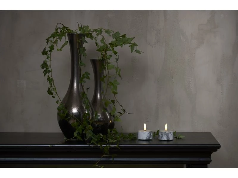 Star Trading LED Teelichter Set Flame Marble Ø 5.5 x 6 cm, Grau, 2 Stk 4 Star Trading LED Teelichter Set Flame Marble Ø 5.5 x 6 cm, Grau, 2 Stk – Bild 4