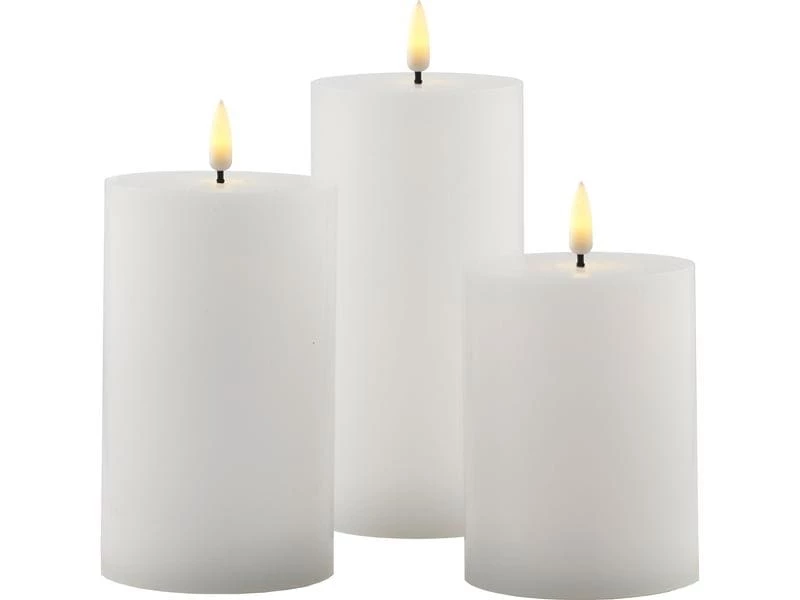 Sirius LED-Kerzen Set Sille Exclusive, Ø 7.5 x 10/12/15 cm, Weiss 1 Sirius LED-Kerzen Set Sille Exclusive, Ø 7.5 x 10/12/15 cm, Weiss