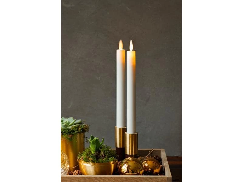 Sirius LED-Stabkerzen Set Sara Ø 2 x 25 cm, Weiss, 2 Stk. 3 Sirius LED-Stabkerzen Set Sara Ø 2 x 25 cm, Weiss, 2 Stk. – Bild 3