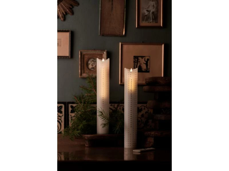 Sirius LED-Kerze Sara Adventskalender, Ø 5 x 29 cm, Gold/Weiss 2 Sirius LED-Kerze Sara Adventskalender, Ø 5 x 29 cm, Gold/Weiss – Bild 2