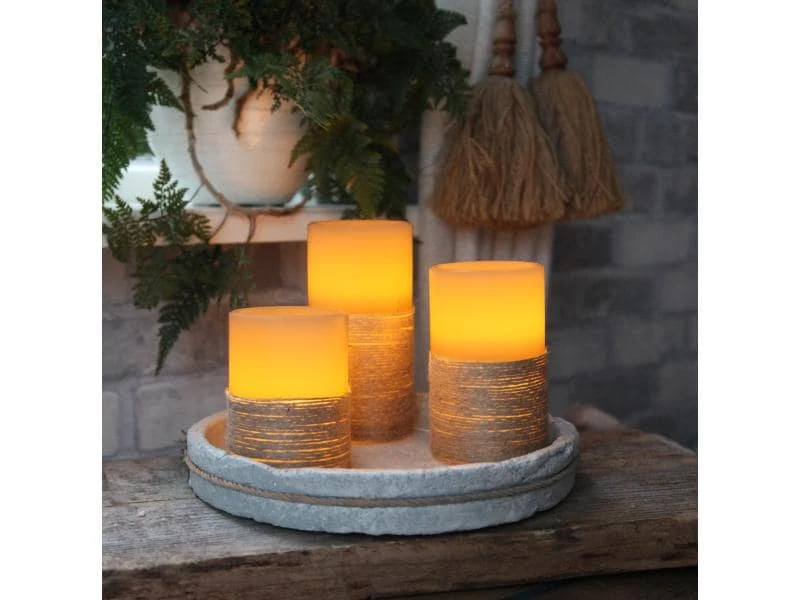 Star Trading LED-Kerze Pillar Rope Ø 7.5 x 15 cm, Weiss 2 Star Trading LED-Kerze Pillar Rope Ø 7.5 x 15 cm, Weiss – Bild 2